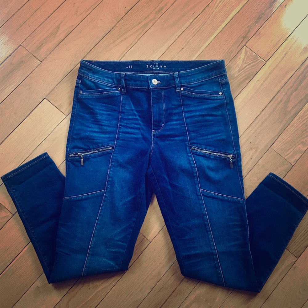 NWOT WHBM Size 12 skinny ankle